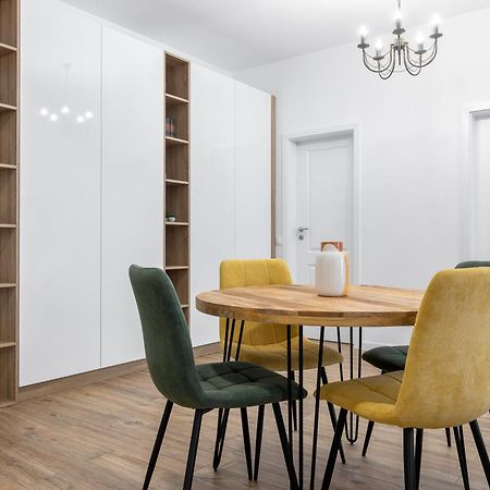 Appartement Crisana Flats à Oradea Extérieur photo